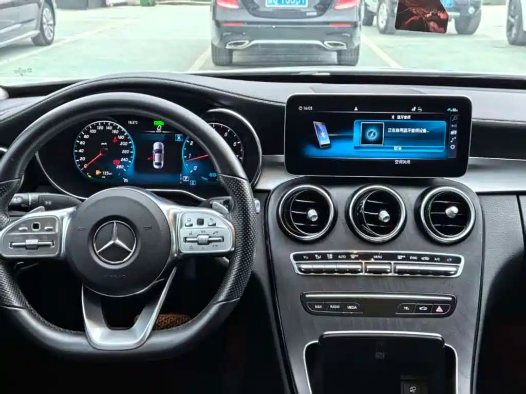 Mercedes-Benz C-Class 2020 — фото 6