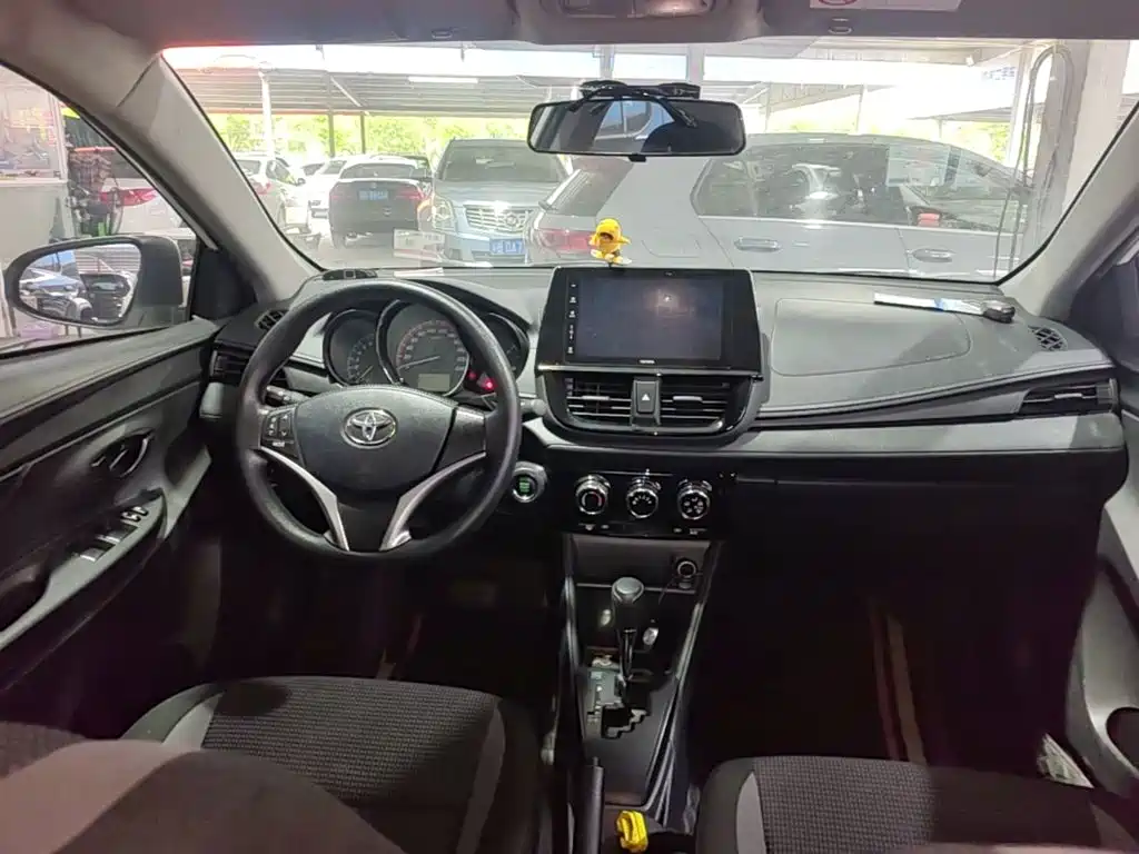 Toyota Vios 2023 — фото 10