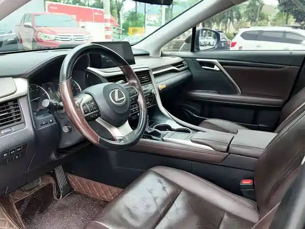 Lexus RX 2020