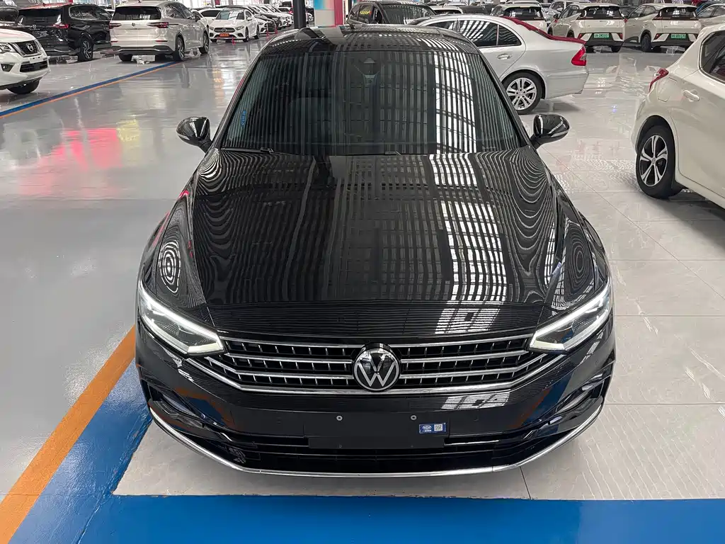 Volkswagen Magotan 2022
