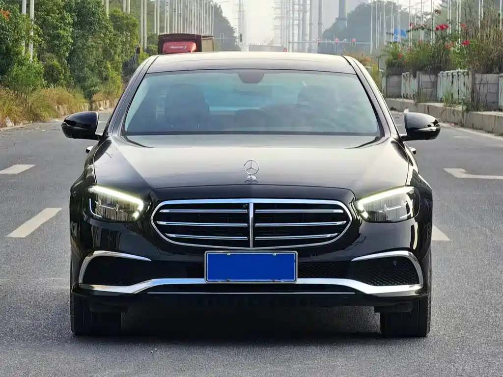 Mercedes-Benz E-Class 2021 — фото 1