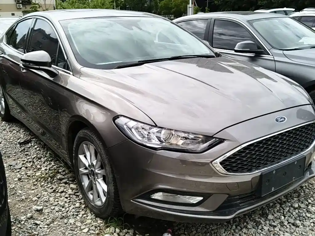 Ford Mondeo 2017 — фото 4