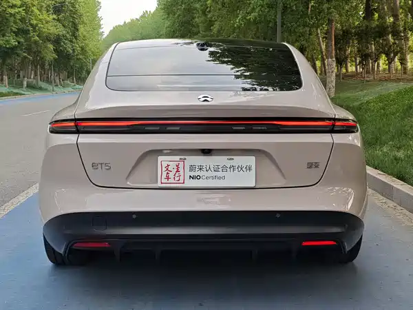 NIO ET5 2024