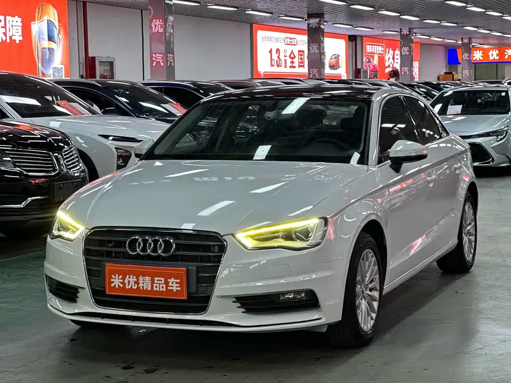 Audi A3 2016 — фото 1