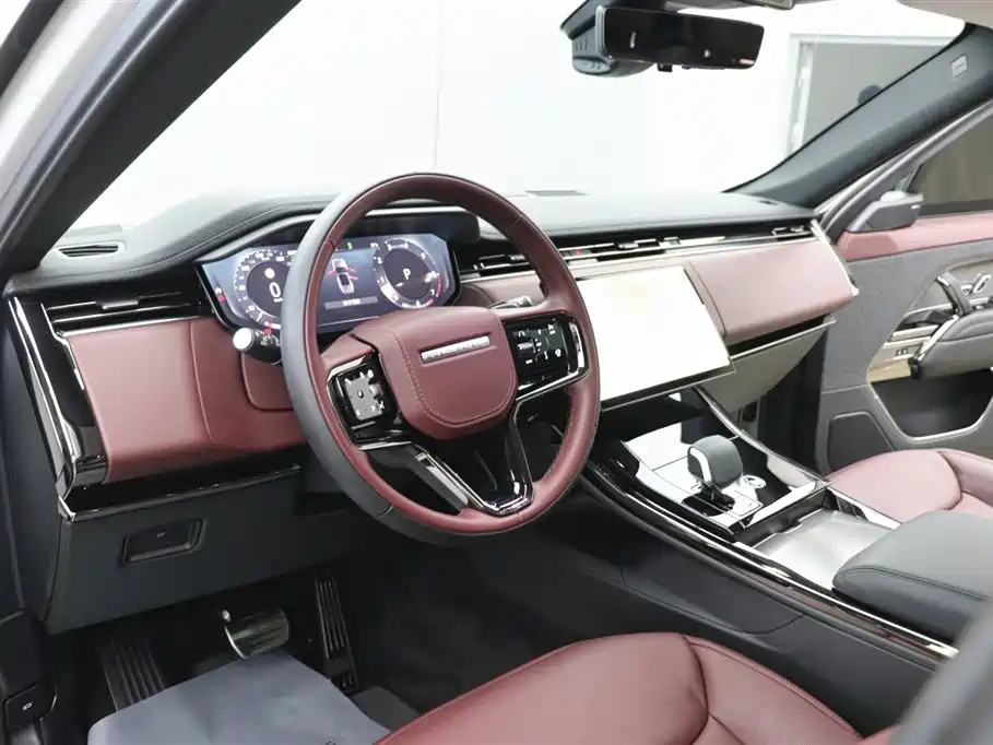 Land Rover Sport 2024 — фото 13