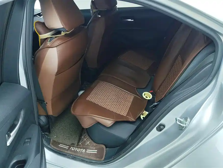 Toyota Corolla 2019 — фото 11