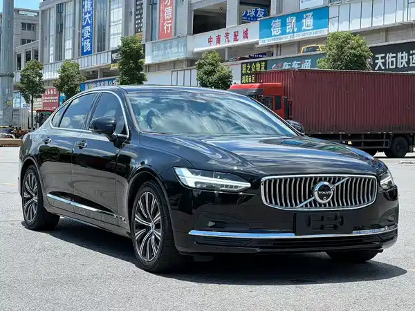 Volvo S90 2020
