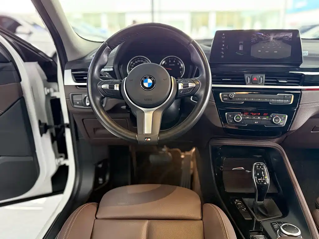BMW X2 2022 — фото 8