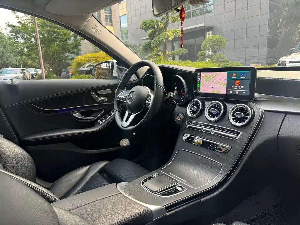 Mercedes-Benz C-Class 2019 — фото 12