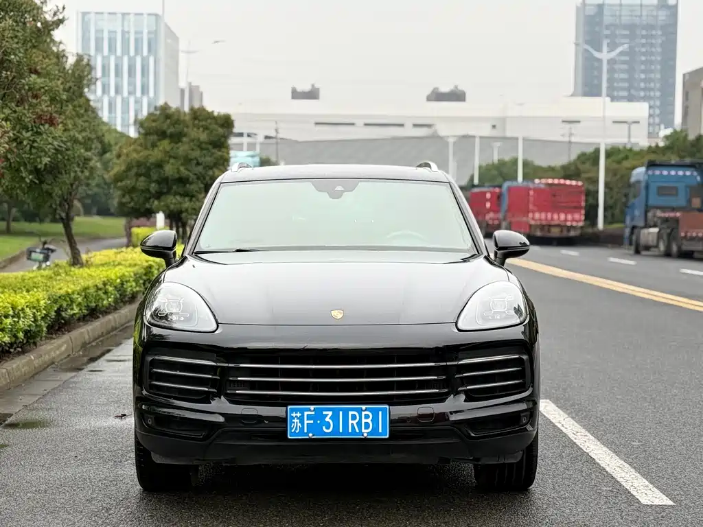 Porsche Cayenne 2018 — фото 2
