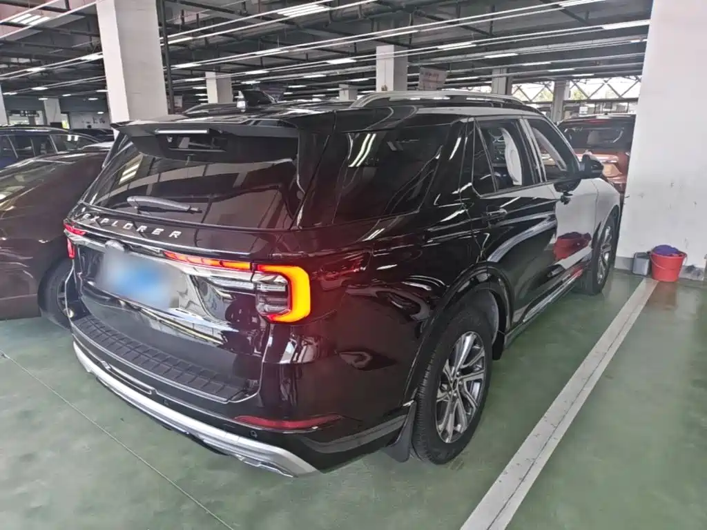 Ford Explorer 2024