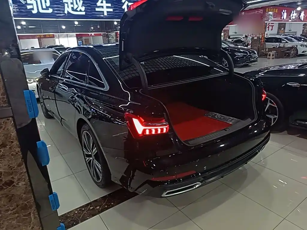 Audi A6L 2020