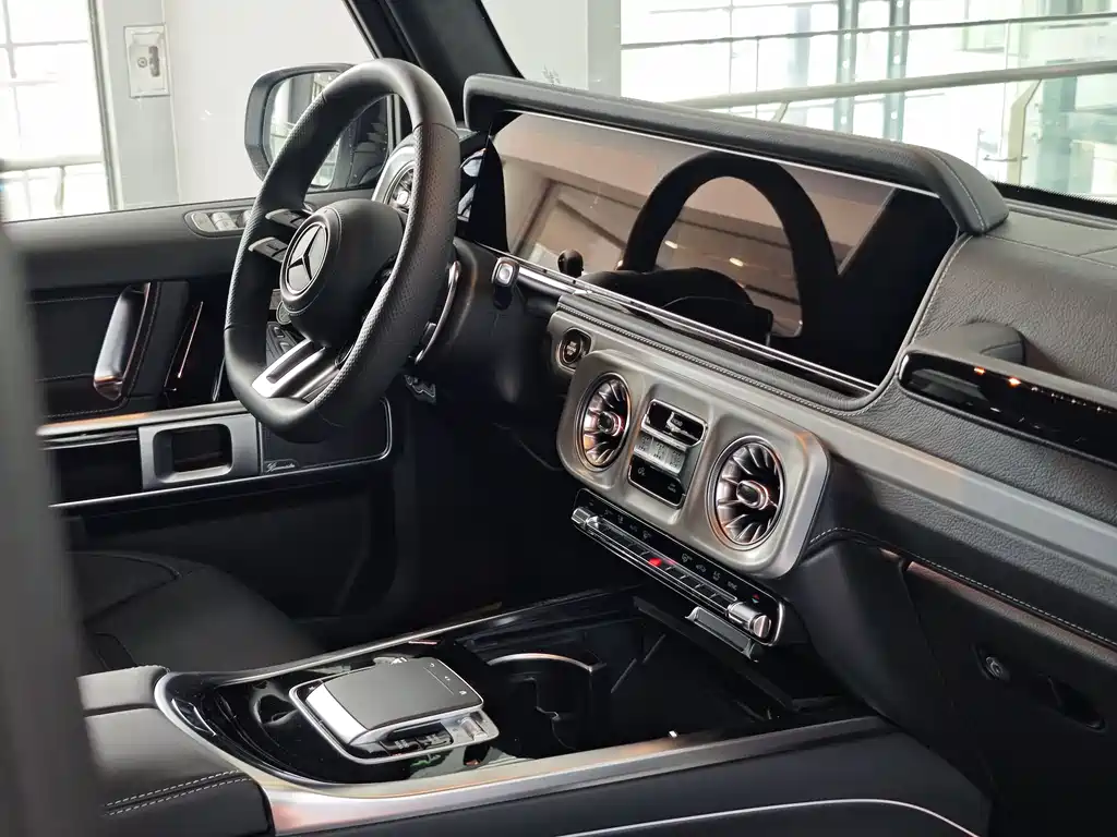 Mercedes-Benz G-Class AMG — фото 9