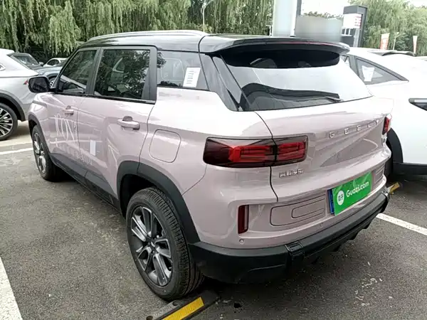 Geely ICON 2025