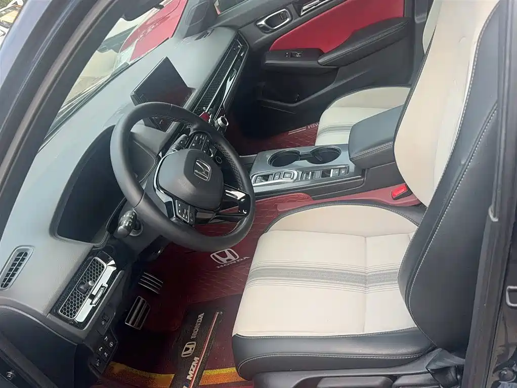 Honda Civic 2023 — фото 11