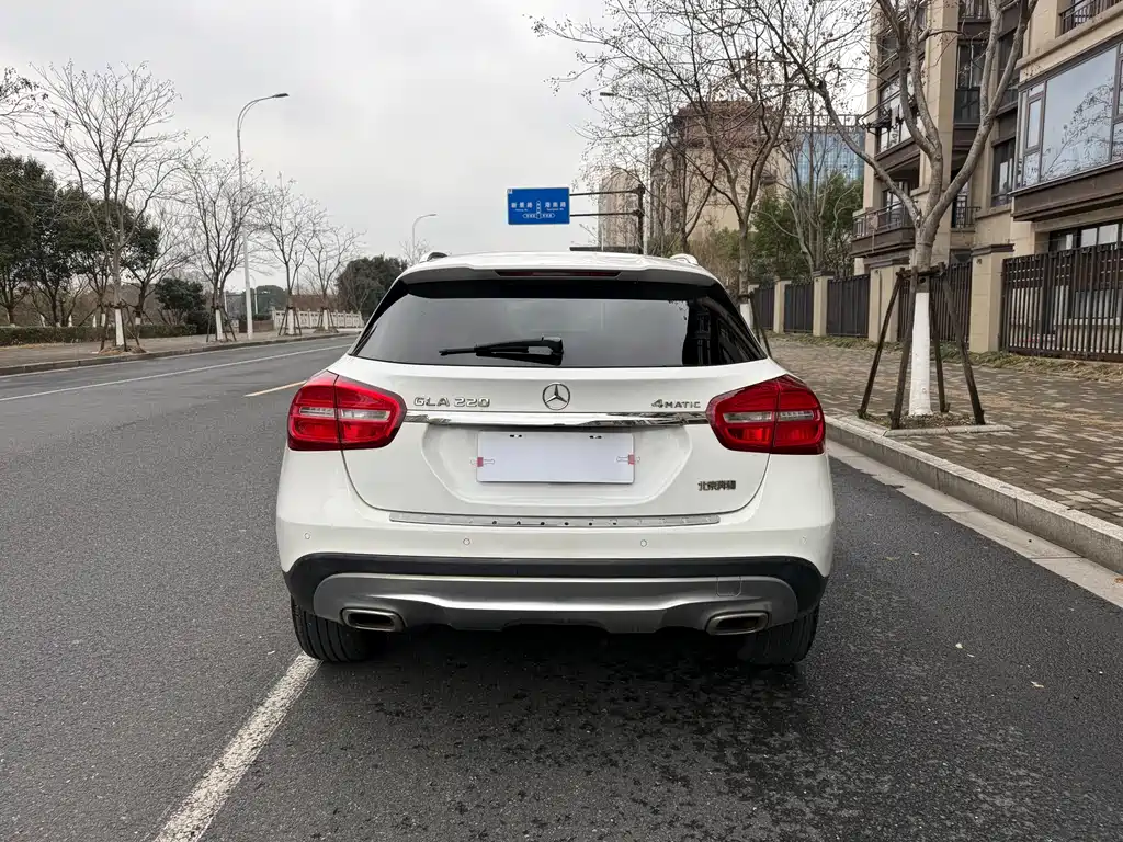 Mercedes-Benz GLA 2017 — фото 10