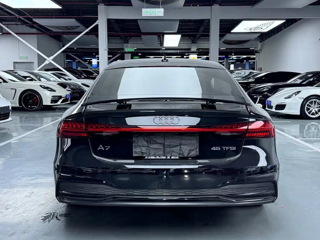 Audi A7 2024 — фото 19