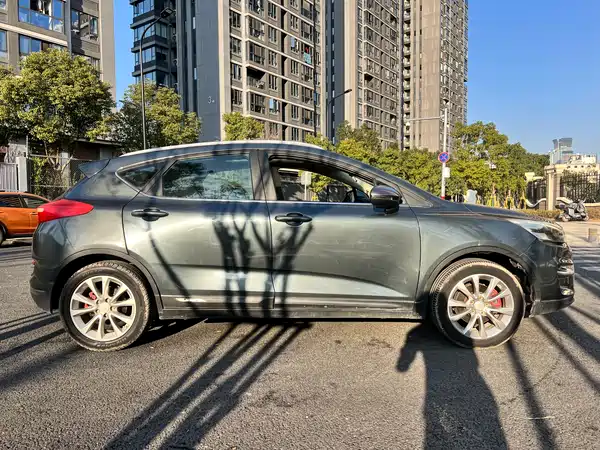 Geely Emgrand GS 2018
