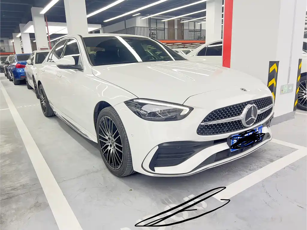Mercedes-Benz C-Class 2023 — фото 3