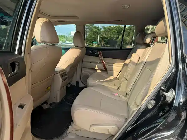Toyota Highlander 2011