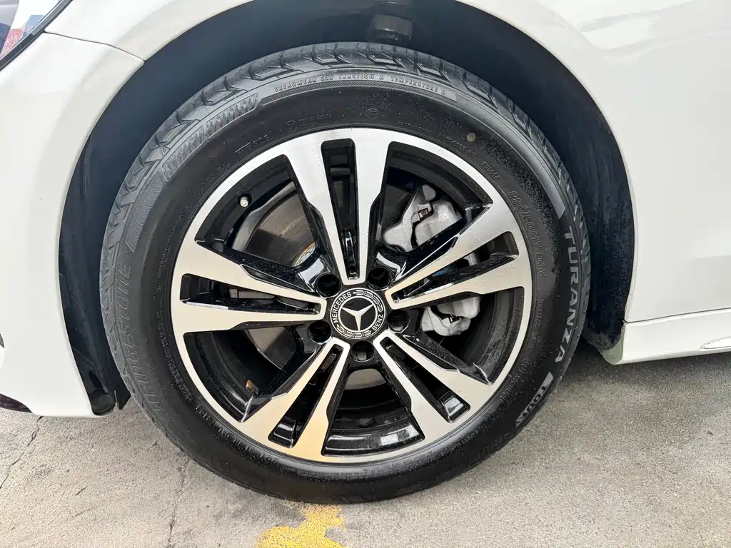 Mercedes-Benz C-Class 2018