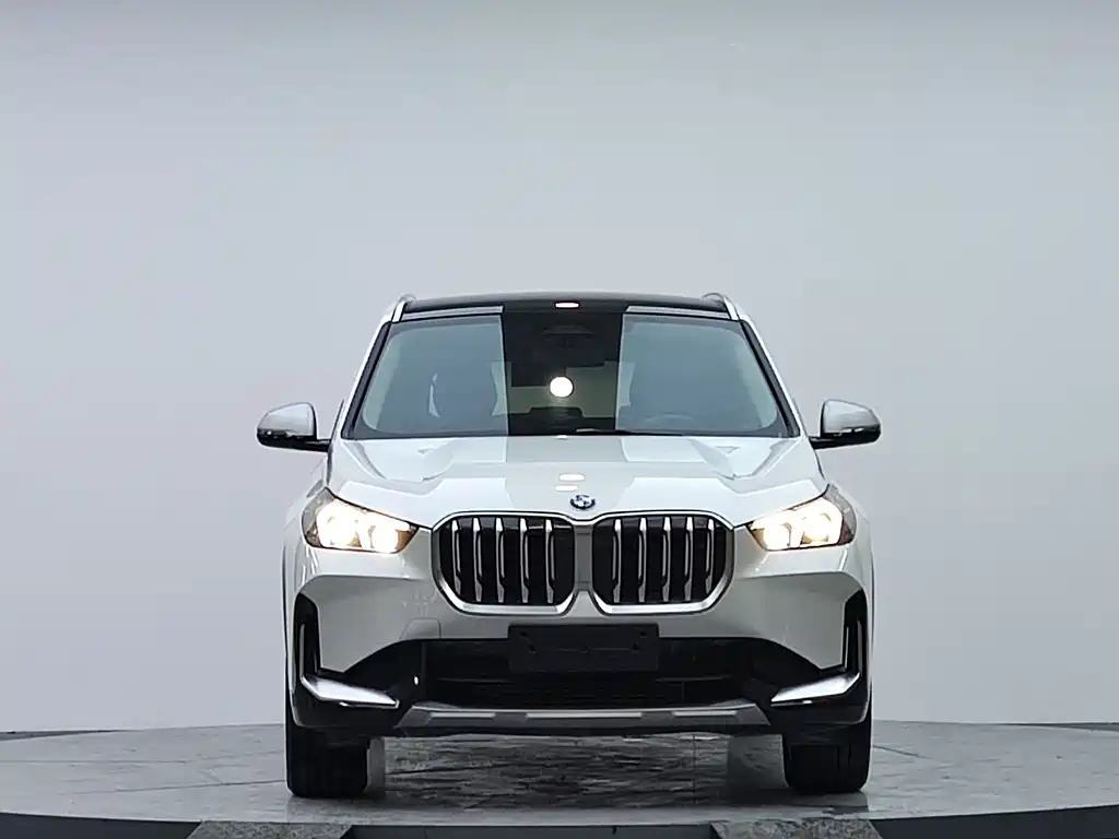 BMW X1 2023 — фото 4