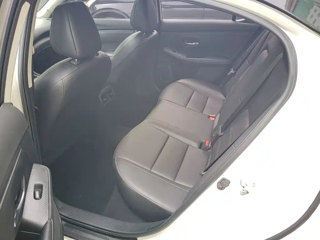Nissan Sylphy 2020 — фото 17