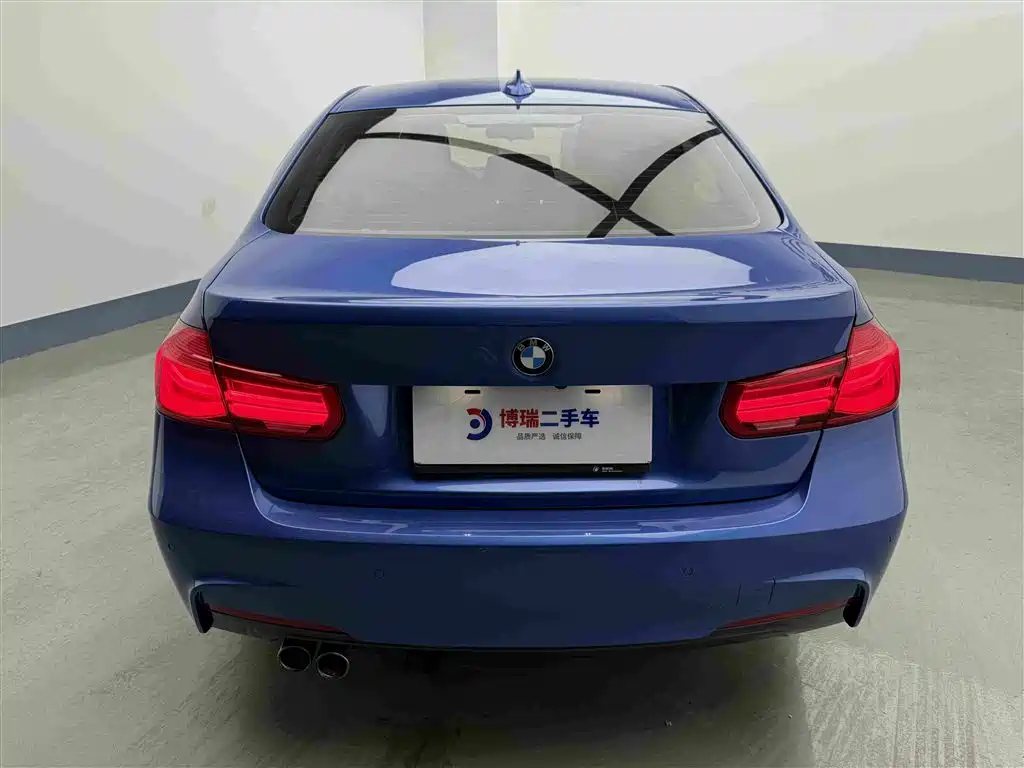 BMW 3 Series 2017 — фото 29