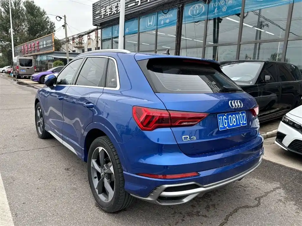 Audi Q3 2019 — фото 4