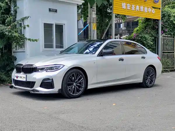 BMW 3 Series 2021