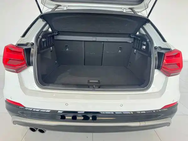Audi Q2L 2021