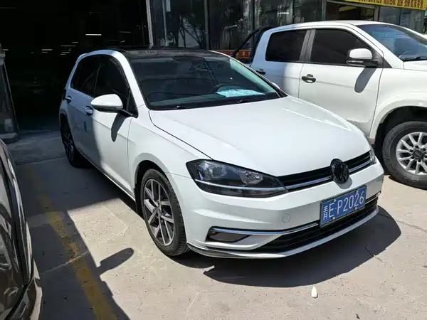 Volkswagen Golf 2020