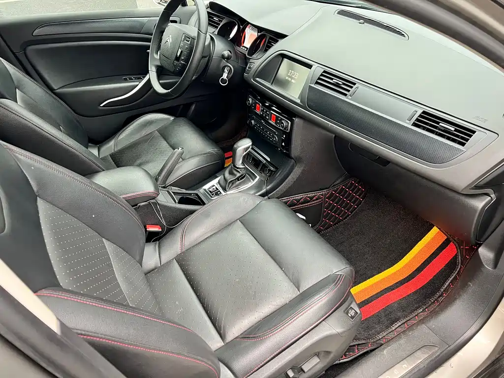 Citroen C5 2015 — фото 12