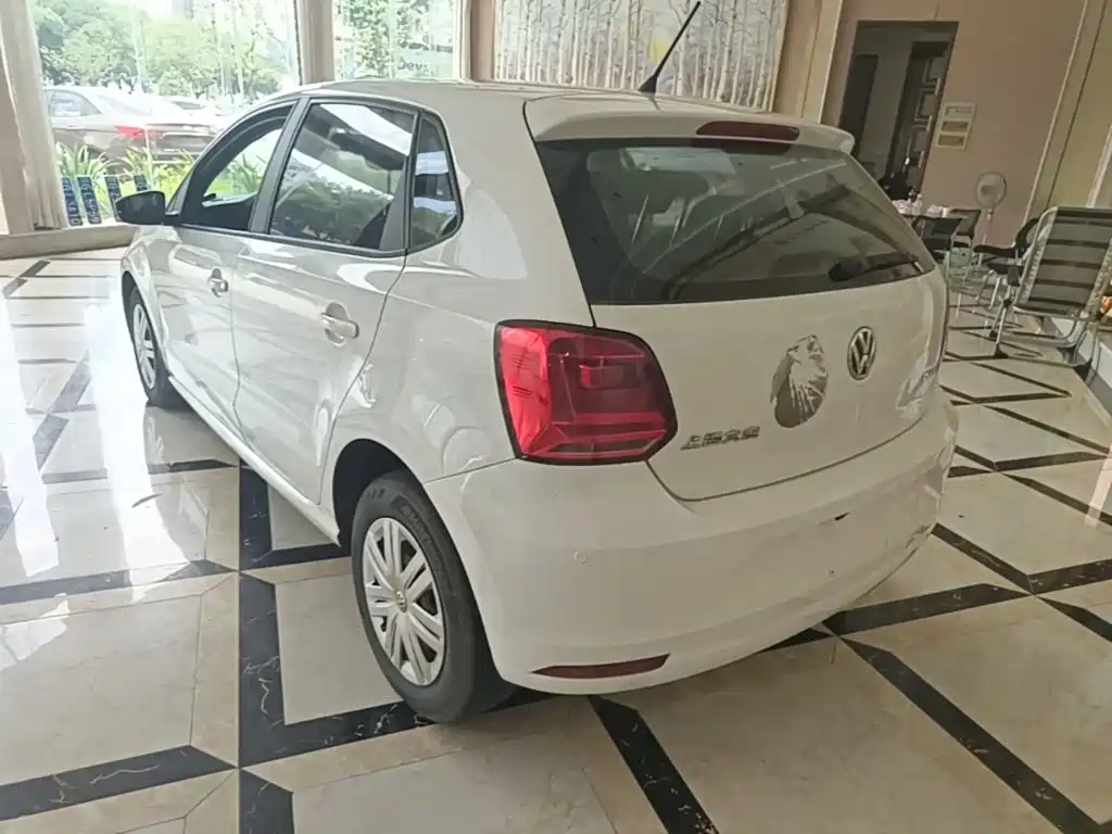 Volkswagen Polo 2016