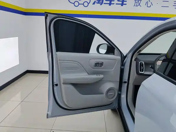 Leapmotor B10 2025