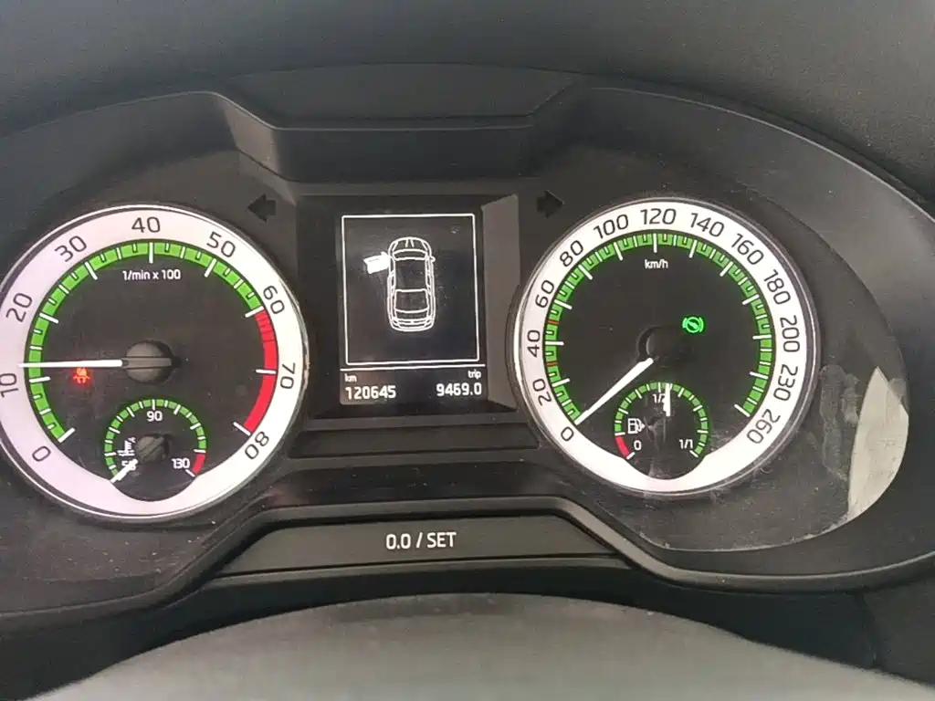 Skoda Octavia 2018 — фото 12