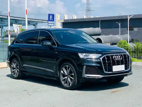 Audi Q7 2022