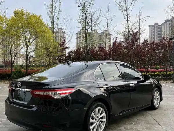 Toyota Camry 2021