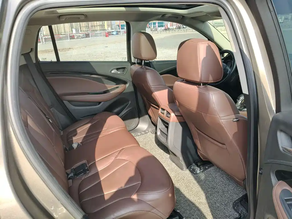Buick Envision Plus 2020 — фото 11
