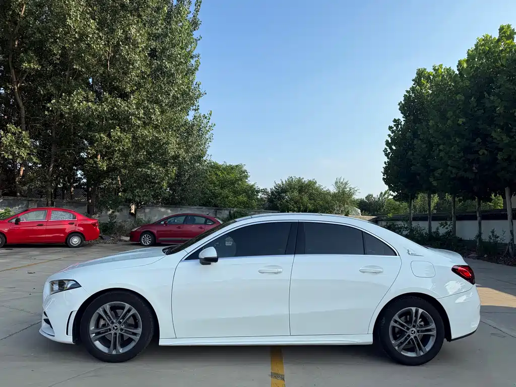 Mercedes-Benz A-Class 2021