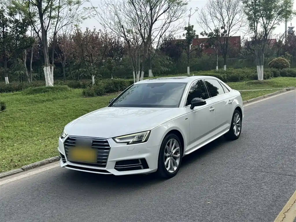 Audi A4L 2019