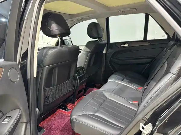 Mercedes-Benz GLE 2016