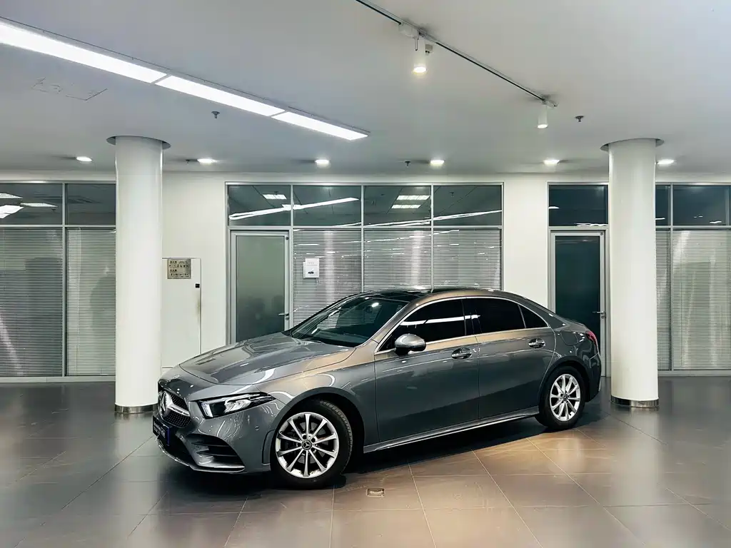 Mercedes-Benz A-Class 2023 — фото 1