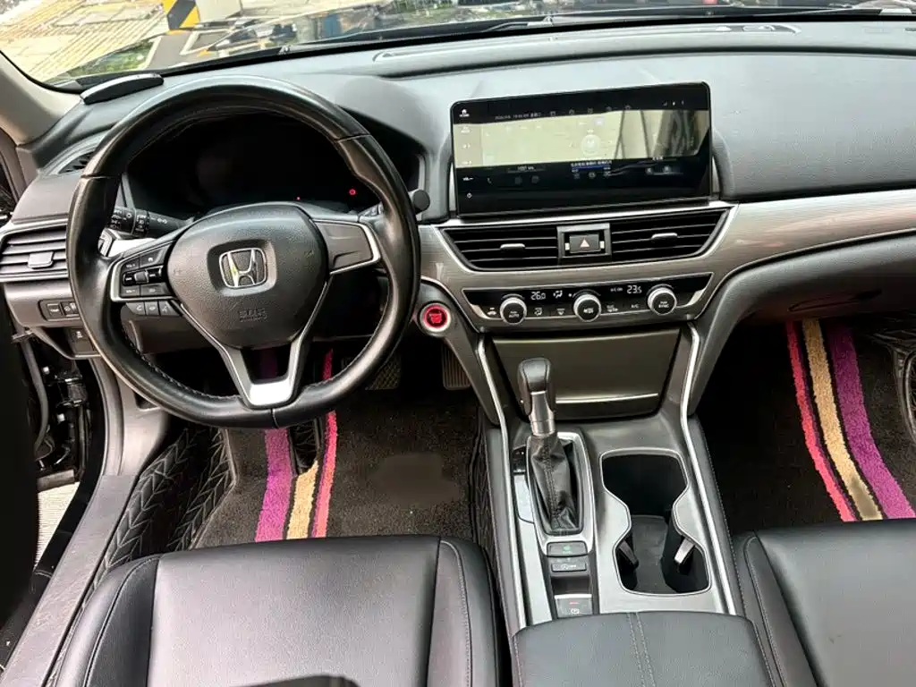 Honda Accord 2023 — фото 20