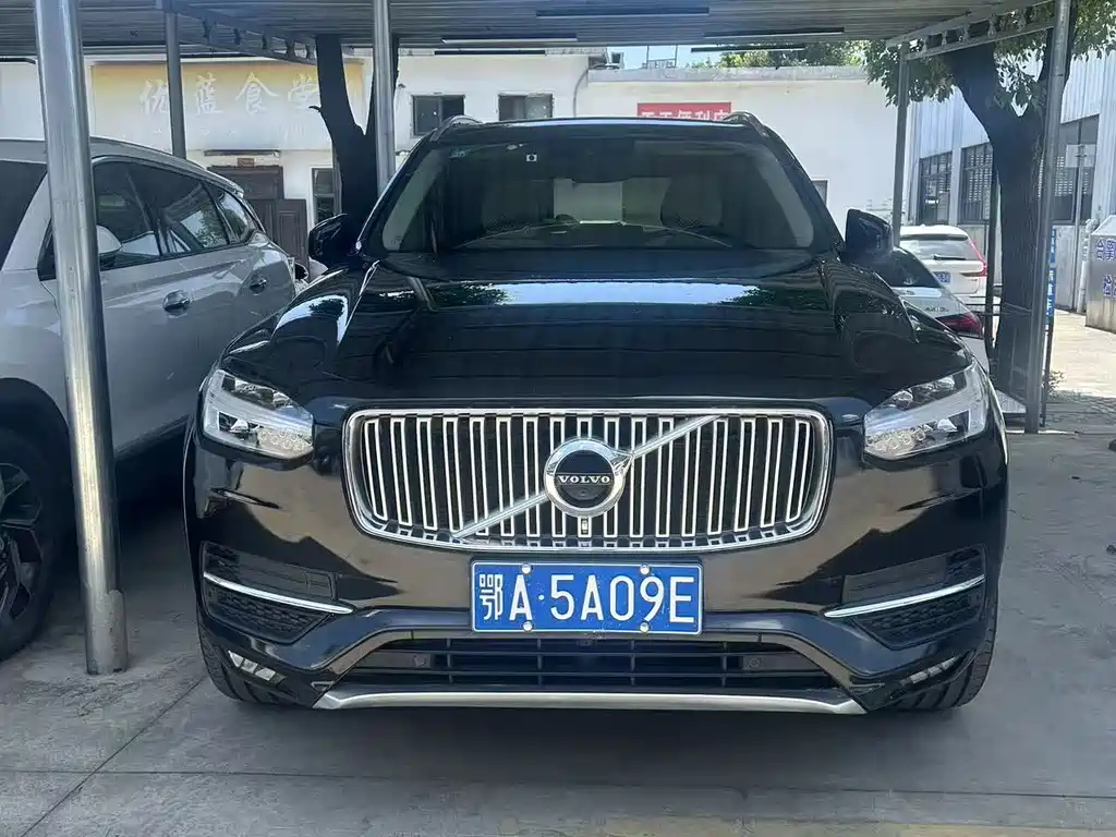 Volvo XC90 2019