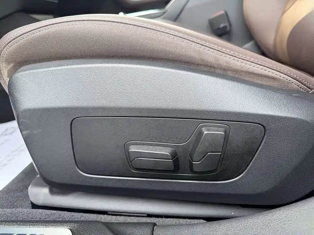 BMW 2 Series 2025 — фото 19