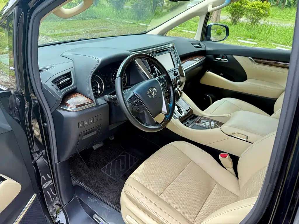 Toyota Alphard 2019 — фото 6