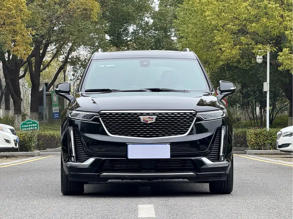 Cadillac XT6 2025 — фото 2