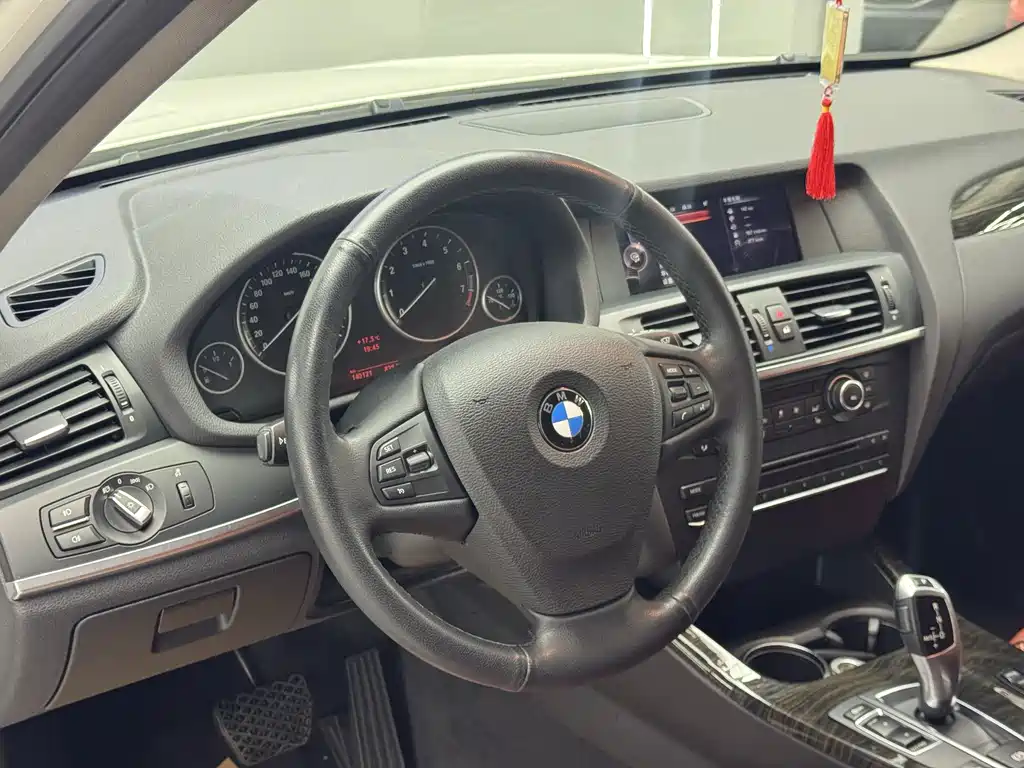 BMW X3 2013 — фото 10