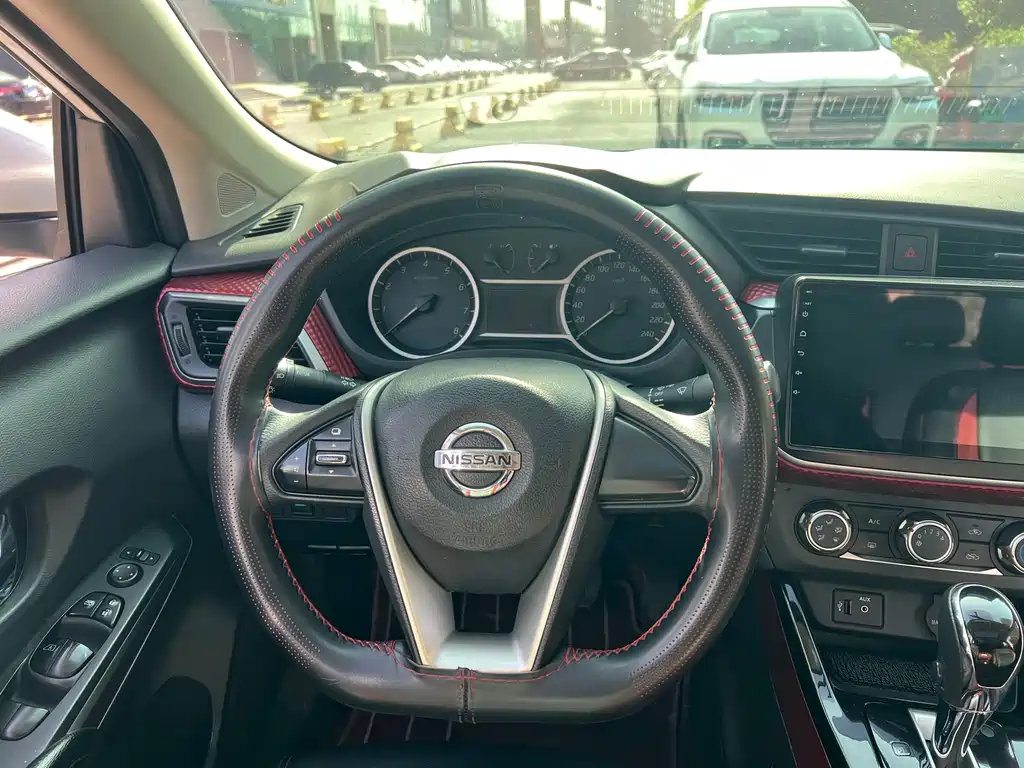 Nissan Bluebird 2019